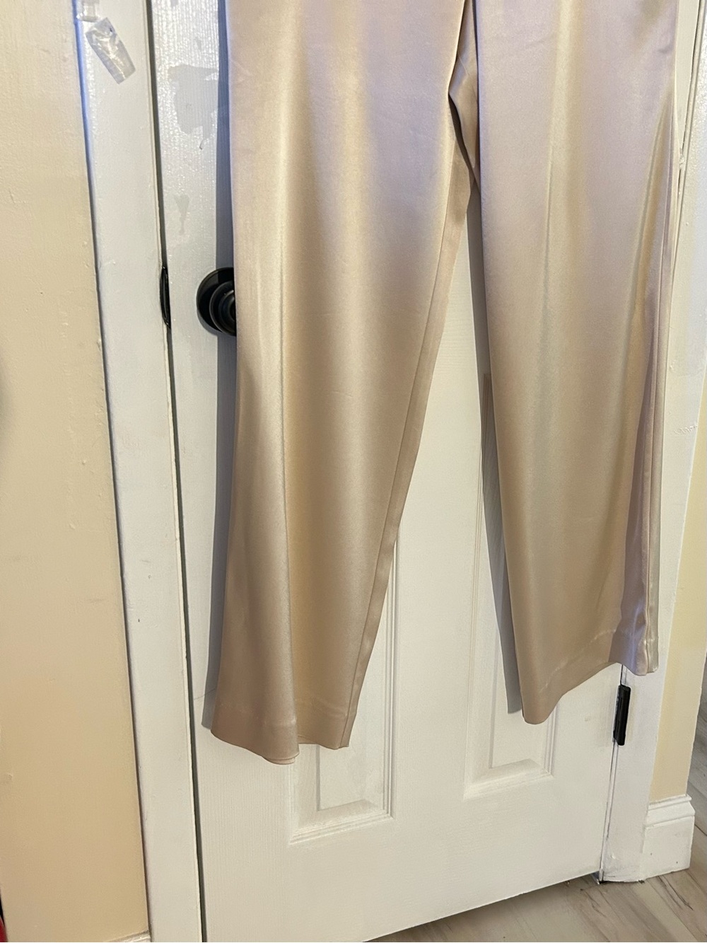 St. John Champagne Satin Wide Leg Pants Size 8 Quiet Luxury Evening - Picture 13 of 16